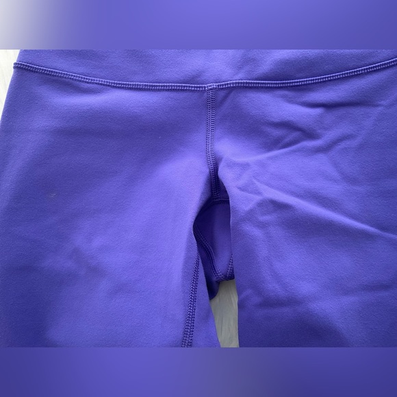 LULULEMON INSTILL HIGH-RISE 21” - Picture 7 of 11